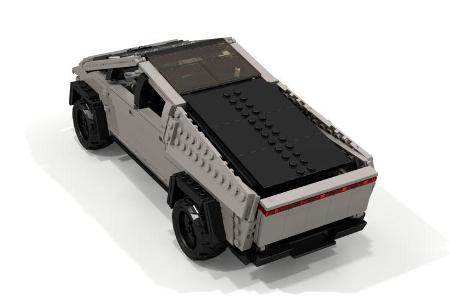 Neben einer offenen Ladefläche samt ATV gibt es auch eine abgedeckte Version.