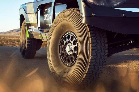 VW Atlas Cross Sport R Baja Concept