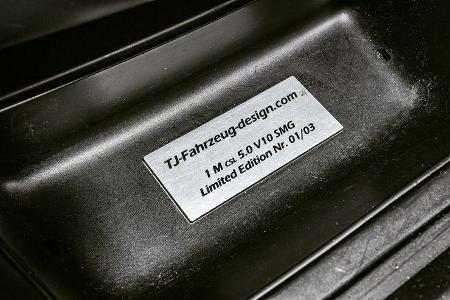 TJ-BMW Einser M Coupé V10, Plakette