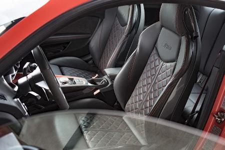 Audi TT RS, Interieur