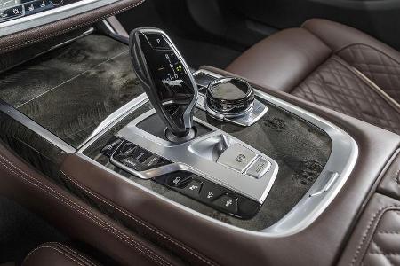 BMW 745e, Mittelkonsole