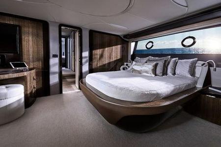 09/2019, Lexus Yacht LY 650