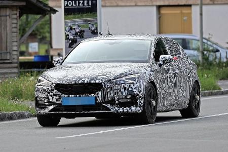 Erlkönig Cupra Leon