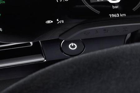 Porsche Taycan Cockpit