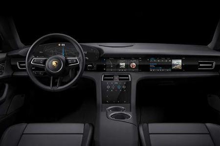 Porsche Taycan Cockpit