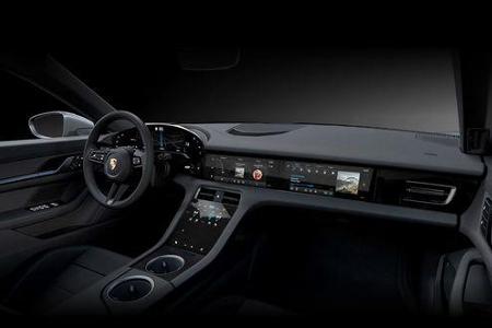 Porsche Taycan Cockpit