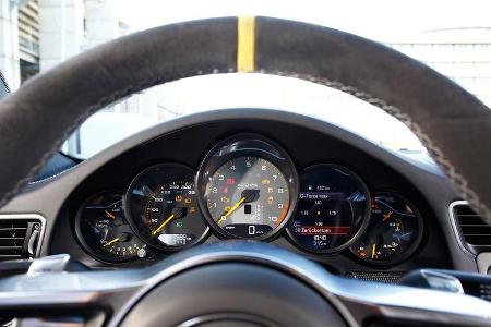 Porsche 911 GT3 RS, Rundinstrumente