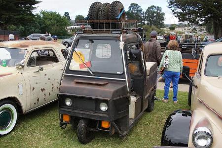 Cushman Truckster 1991