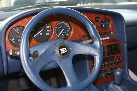 Cockpit Bugatti EB 110 von Michael Schumacher