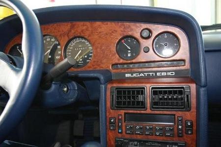 Cockpit Bugatti EB 110 von Michael Schumacher