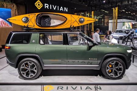 Rivian R1S