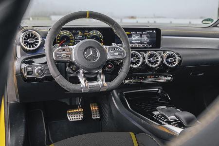 Mercedes-AMG A 45 S, Interieur