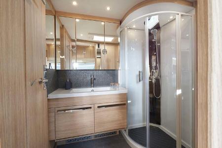 Niesmann + Bischoff Flair 920 LW (2020)