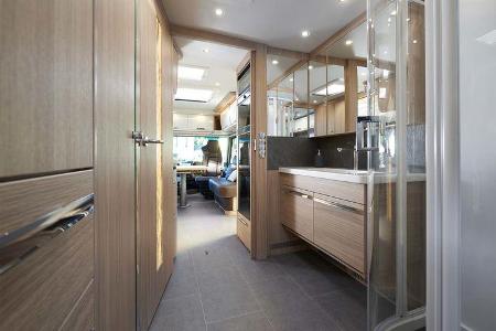 Niesmann + Bischoff Flair 920 LW (2020)