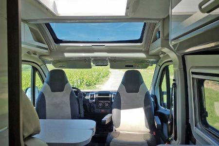 Challenger V114 Campingbus (2020)