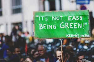 Klimawandel Protest Schild Grün Demonstranten