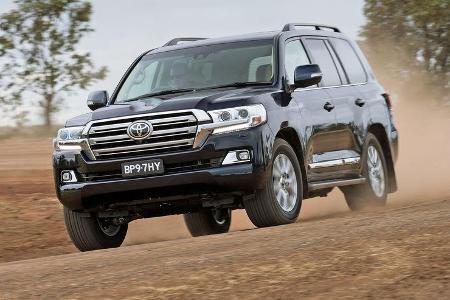 Toyota Land Cruiser 200 V8 Facelift 2016