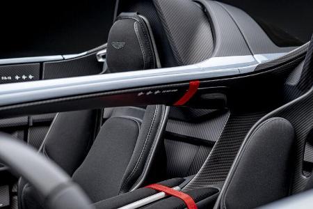 Aston Martin V12 Speedster - Sportwagen - Roadster