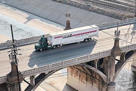 02/2020, Volvo VNR Electric