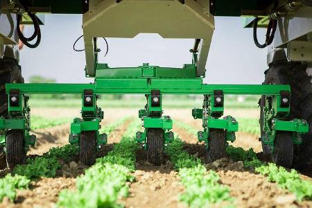 02/2020, Naio Dino Autonome Erntemaschine