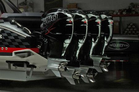 Mercedes-AMG Cigarette Racing „41‘ AMG Carbon Edition“