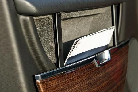 Citroën C6, Seitentür, Ablagefach