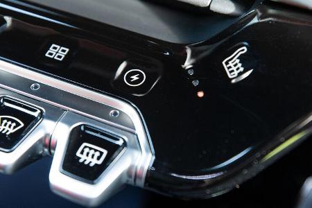 ...und notwendige Bedienelemente im Innenraum.