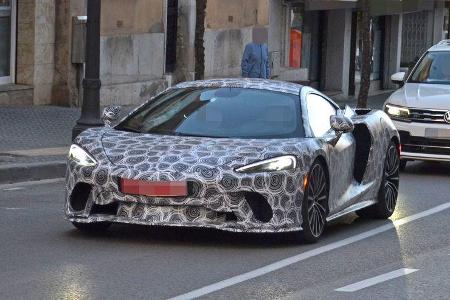 Erlkönig McLaren Grand Tourer