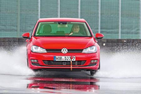 Sommerreife, 205/55 R 16 V, Wasserdurchfahrt