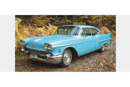 Stefan Endrich und Ingrid Endrich auf Cadillac Sedan: 6,0-Liter-V8, 300 PS, Baujahr 1958, Team Franken für Sachsen