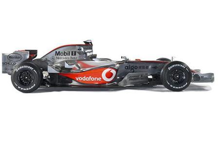 Die Nase wuchs wegen neuer Crashvorschriften ein wenig in die Länge, die Motorabdeckung ist höher geraten.