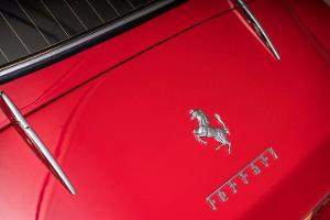 Auktion erster Ferrari 275 GTB/4 Coys London