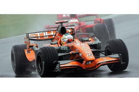 Dort mussten sie sich mit Teams wie Spyker ...