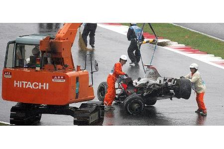 Der japanische Baggerfahrer war zum Glück schnell zur Stelle.