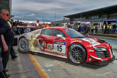 VLN, Nürburgring, Audi R8, Phoenix Racing, Tankstopp, Feuer, 26.04.2014