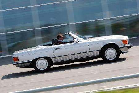 Mercedes R_107, Seitenansicht