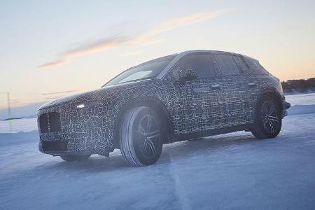 BMW iNext Wintertestfahrten