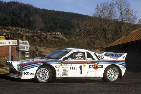 Auch Rallye-Superstar Walter Röhrl zählte zum Lancia-Kader. 1983 holte er seinen dritten Monte-Sieg, ...