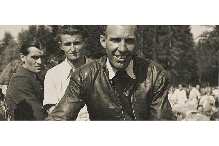 Georg Meier mit seiner BMW.