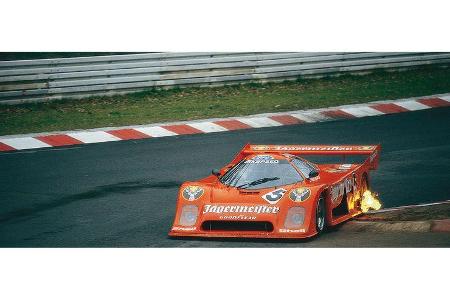 Bis das Feuer aus dem Auspuff schlägt: Klaus Ludwig 1983 im Ford Zakspeed Turbo.