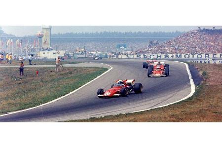 Bei dem ersten GP von Deutschland: Jackie Ickx vor Rindt, Regazzoni und Siffert. Heute undenkbar: Auch hier stehen die Fotog...