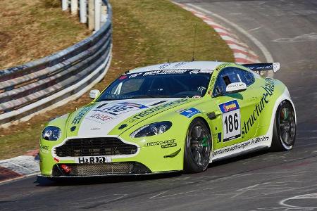 VLN2015-Nürburgring-Aston Martin Vantage V8 GT4-Startnummer #186-SP10