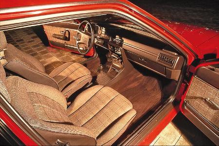 Audi Coupé, Sitze