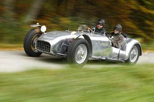 Lotus Seven S1, Seite