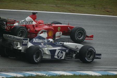Michael Schumacher - Ferrari - Juan Pablo Montoya - Williams - GP Brasilien 2003 - Interlagos