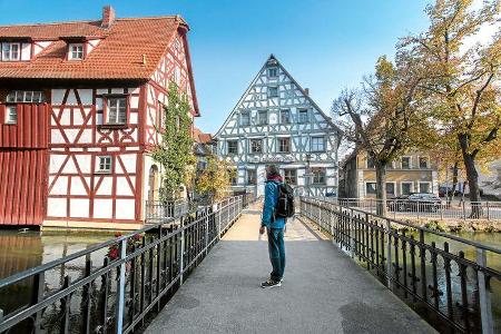 Forchheim hat nicht nur schöne Fachwerkhäuser, sondern auch einen riesigen Biergarten.