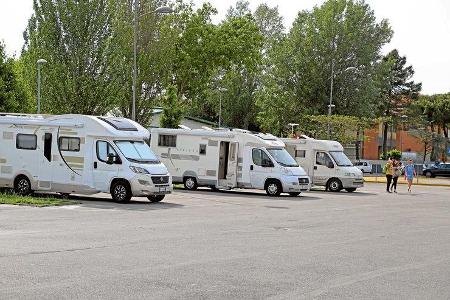 Einer von vielen Stellplätzen in der Nähe von Comacchio.