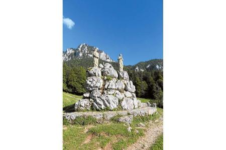 Steinfiguren im Parc naturel régional de Chartreuse.