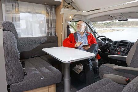 Adria Coral XL Plus 670 SL