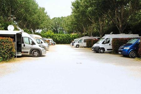 Stellplatz Area Attrezzata Camper Il Serchio